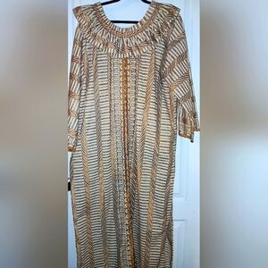 NWT-✨️ Authentic African Dress From Nigeria✨️